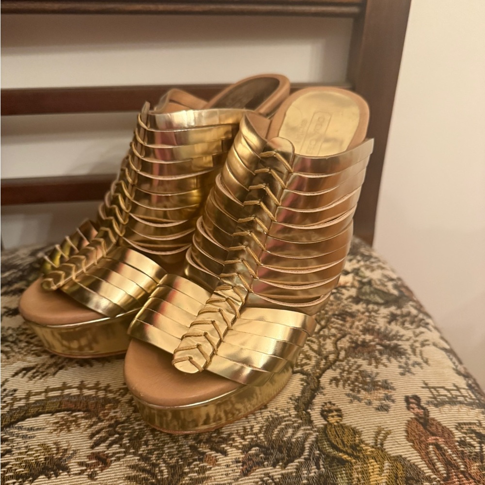 Coach Bristol Gold Mirror Metallic Wedge Sandals Size 7B - Picture 4 of 15